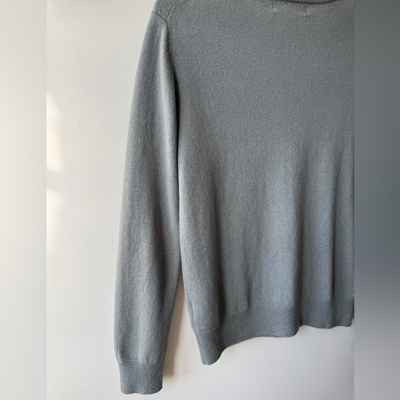 Quince 100% Mongolian Cashmere Crewneck Sweater - Dusty Blue - Size M - Picture 7 of 16